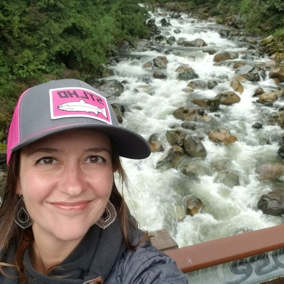 Meet your Posher, Mrika - Picture 1 of 1